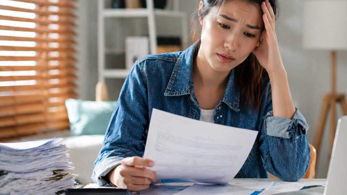 CRA Tax Refund Delays in April 2026: Why Reviews Are Slowing Payments and What You Should Do